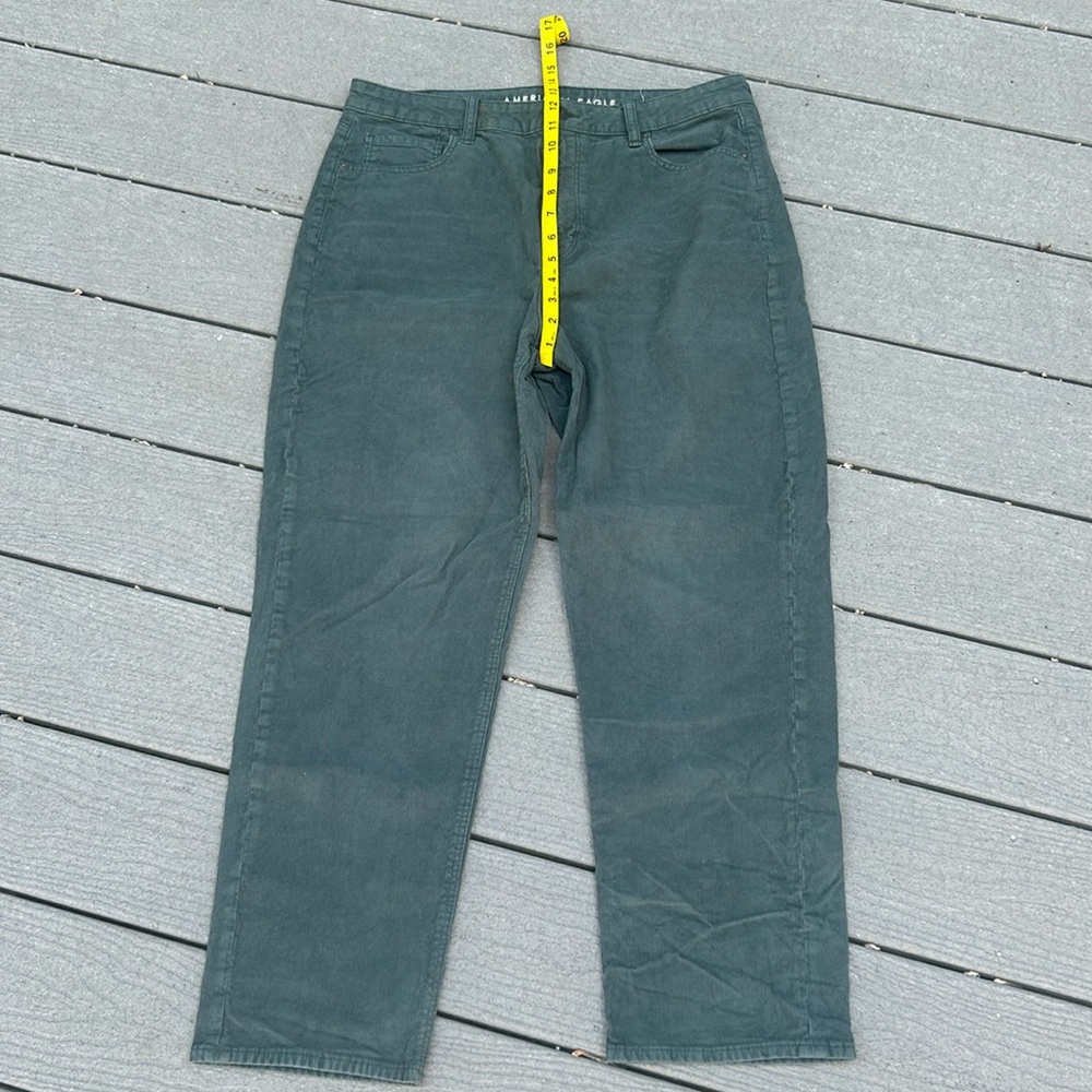 American Eagle green cords